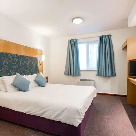Comfort Manchester North Otel