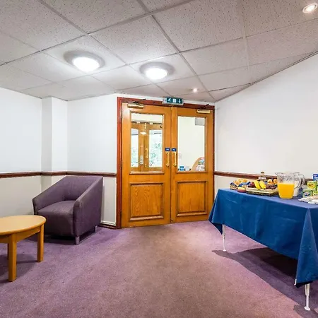 Otel Comfort Manchester North 3*