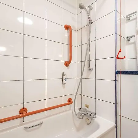 Comfort Manchester North Otel 3*