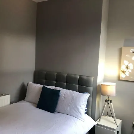 Goulden Road Haven بيت ضيافة