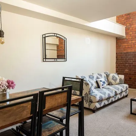Apartment 2br Duplex Flat By Guestready Manchester