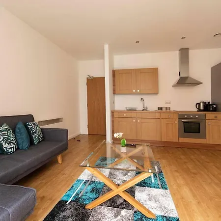 1br Near Man City And Arena By Guestready