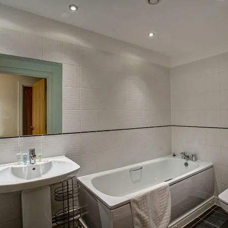 Fresh Mcr Apt 2br With Balcony- Norther Quarter! Манчестер