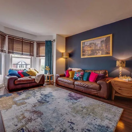 Newly Refurbed Apt For 4, Trendy West Didsbury Апартаменты Манчестер
