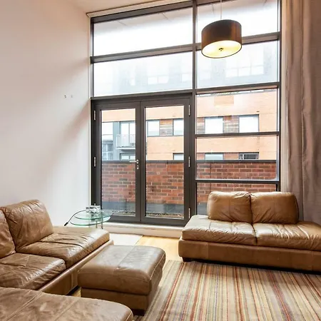 Apartmán Stylish 2br Penthouse In City Centre By Guestready *