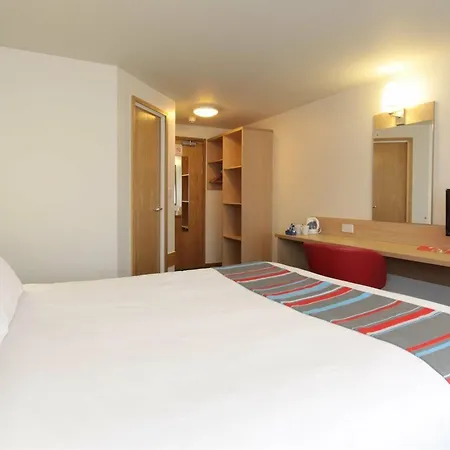 Travelodge Birch M62 Eastbound