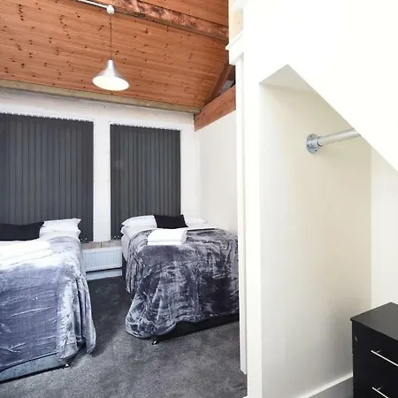 アパート Stunning Penthouse Slps 20 マンチェスター