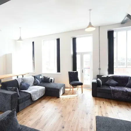 Stunning High Spec Sleep 14