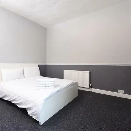Budget 3bed Close To City Slps 8 Feriehus