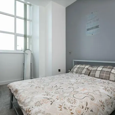 33 Apartment