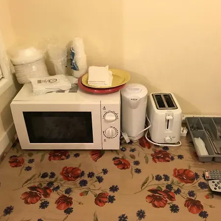 Apartment Sleep Rite Free Street Parking Manchester