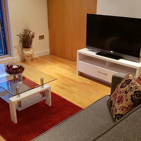 Lejlighed Modern 2 Bed City Center *