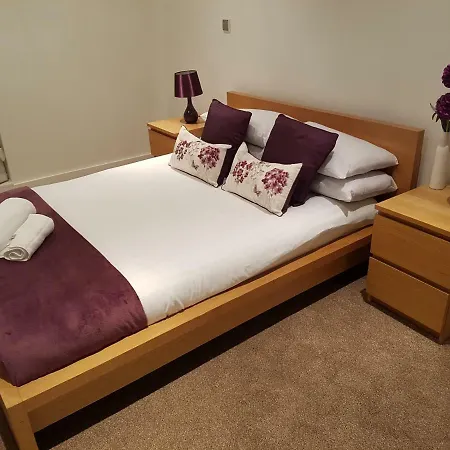 Lejlighed Modern 2 Bed City Center