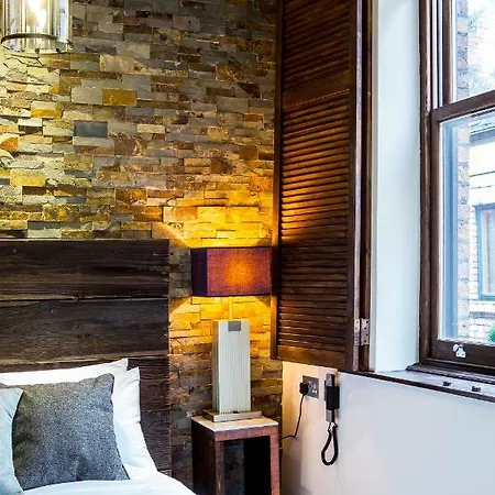 The Cow Hollow 4* Манчестер