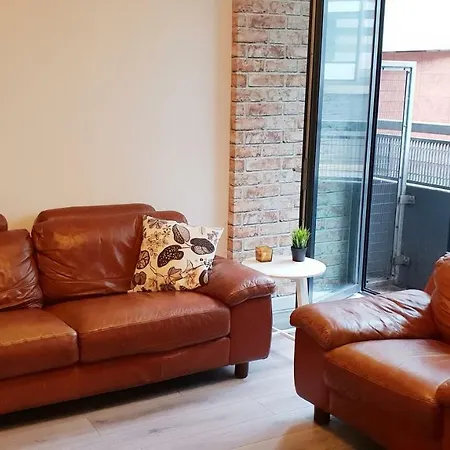 Stunning 2 Bedroom Flat דירה מנצ'סטר