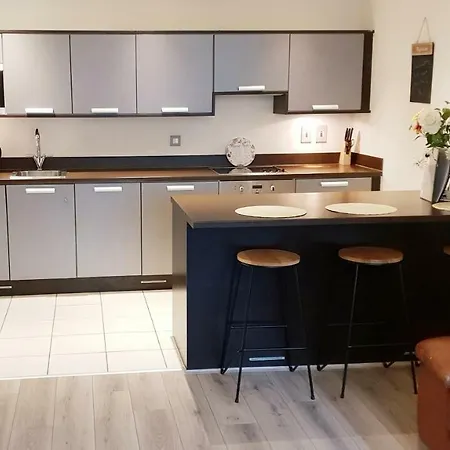 Stunning 2 Bedroom Flat