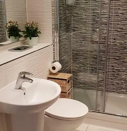 2 Bedroom City Centre Living *