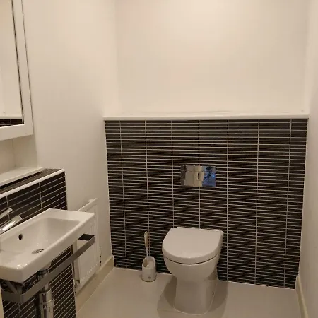 Red Ba Serviced Accomm Guest house