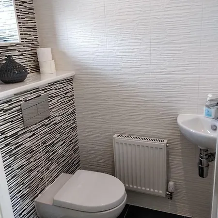 Guest house Red Ba Serviced Accomm