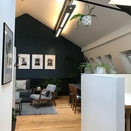 Loft Conversion In Northern Quarter Apartment *