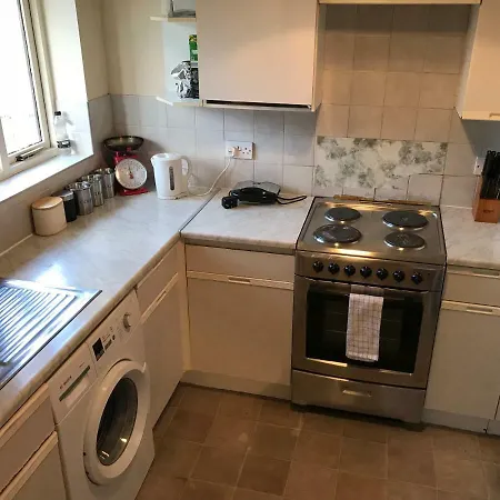Flat 9a Badby Close
