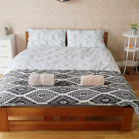 Διαμέρισμα Central Flat With King Size Bed And Great Location