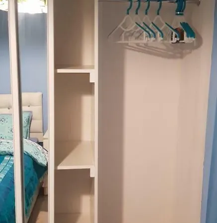 Apartment Two-storey Semi-detached House For Up To 6 People Manchester