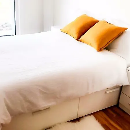 Апартаменты Bright 2 Bedroom Close To Media City Salford Quay *
