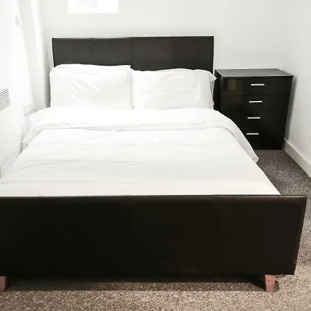 Homestay Cosy 2 Bedroom + Parking Manchester