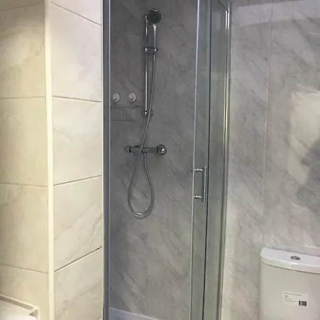 Δωμάτια σε οικογενειακή κατοικία Sama's Stylish 2 *