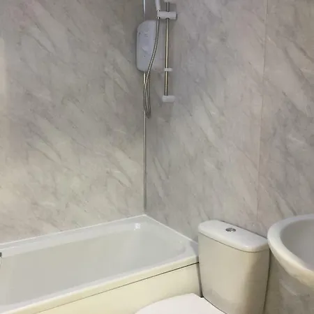 Sama's Stylish 2 Δωμάτια σε οικογενειακή κατοικία