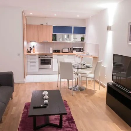 Daire Red Ba Skyline Central *