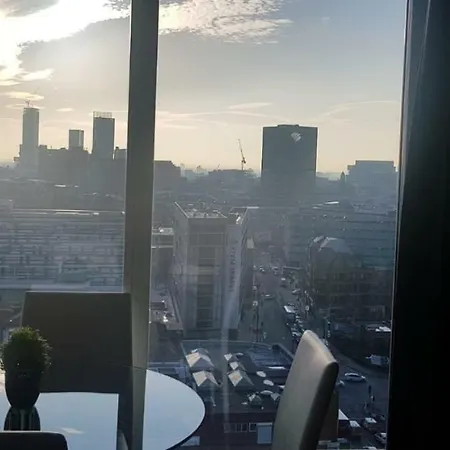 Daire Red Ba Skyline Central *