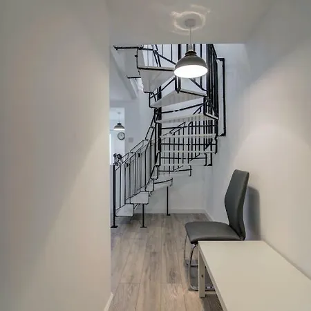 Aaa Taylorson Apartment Manchester
