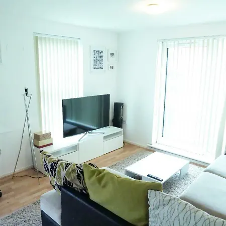 Amazing 2 Bedroom Mancity Pansiyon Manchester