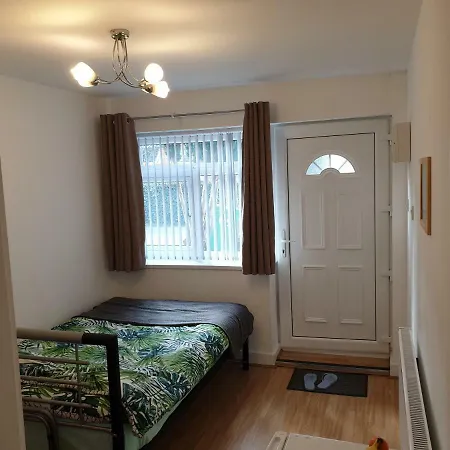 Independent En-suite Apartment Manchester