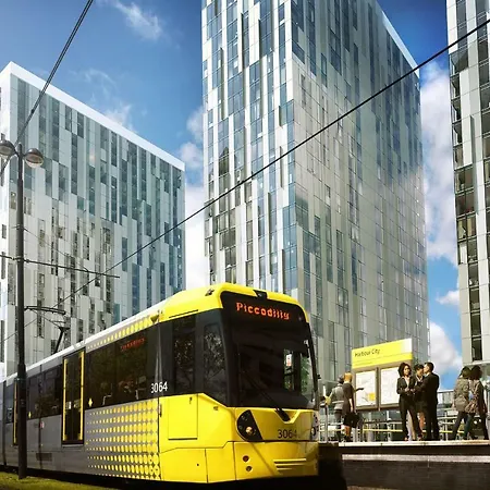 1 Bedroom In Media City, Salford Quays Apartment