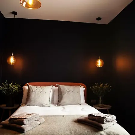 The Barbershop Apartment Manchester