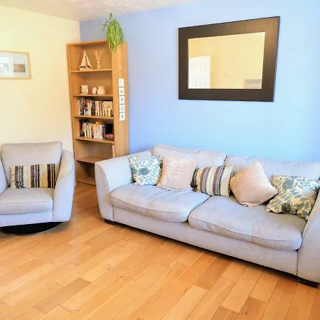 Beautiful 3-bed House Close To Central Σπίτι διακοπών Μάντσεστερ