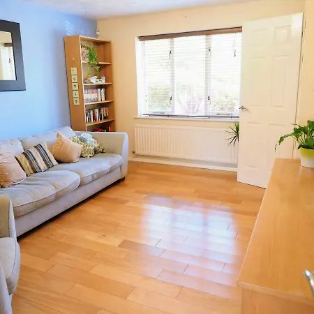 Σπίτι διακοπών Beautiful 3-bed House Close To Central Μάντσεστερ