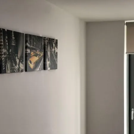 Tower Apartment, Media City Salford Апартаменты