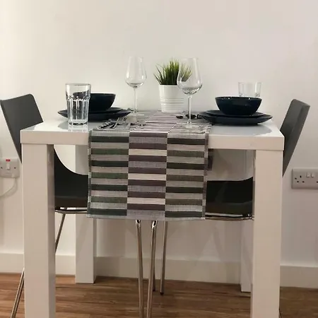 Luxury 1 Bed @ Tower, Media City, Salford Quays, Διαμέρισμα