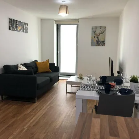 Luxury 1 Bed @ Tower, Media City, Salford Quays, *
