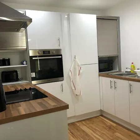 Luxury 1 Bed @ Tower, Media City, Salford Quays, * Μάντσεστερ