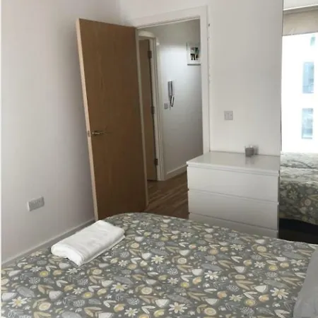 Luxury 1 Bed @ Tower, Media City, Salford Quays,