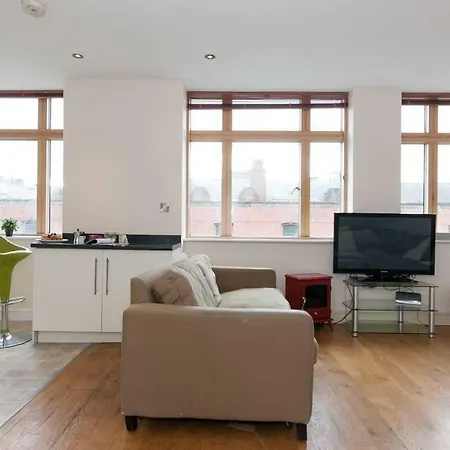 Penthouse With Rooftop Terrace Apartmán
