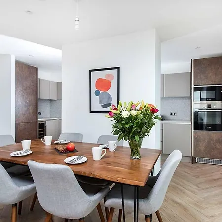 Gorgeous 3br In The Heart Of *