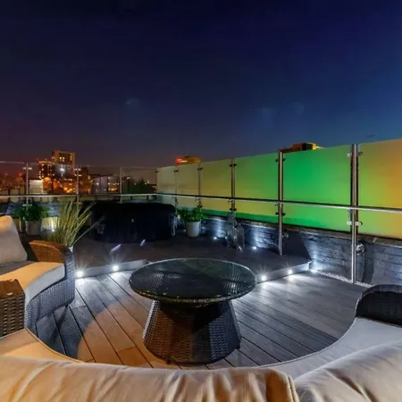 アパート Swan Street Penthouse With Rooftop Terrace