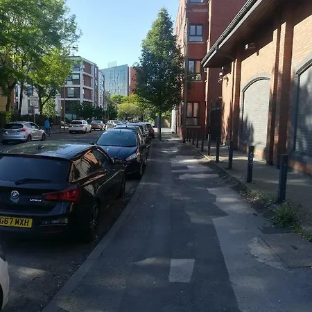 Central 2 Bedroom Flat In The Heart Of Mmu Campus Apartment Manchester