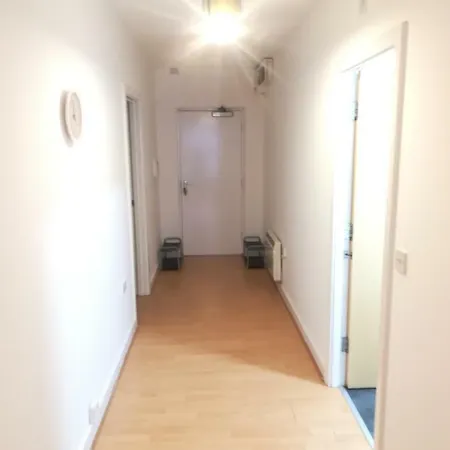 Central 2 Bedroom Flat In The Heart Of Mmu Campus Manchester